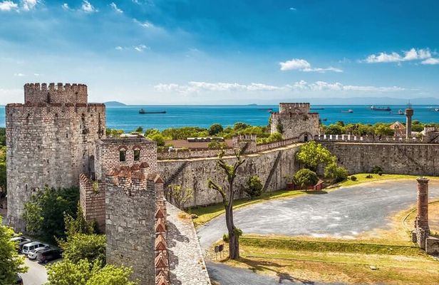 Istanbul Old City Walls and Chora Church Private Tour