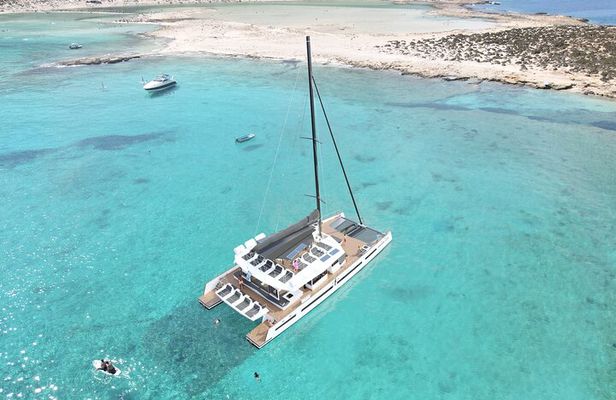 Luxury Catamaran Cruise to Balos and Gramvousa from Kissamos Port