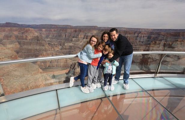 Grand Canyon Skywalk Royal Tour