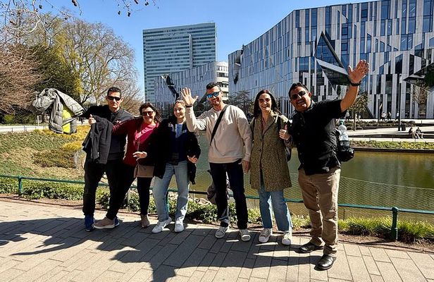 Guided Walking Tour in Dusseldorf