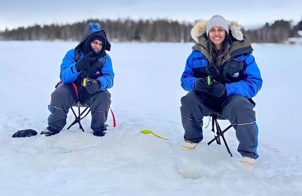 Rovaniemi: Ice Fishing from Private Lakefront Property & BBQ