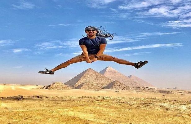 private tour Giza pyramids &Sakkara & Memphis & Dahshur & lunch.