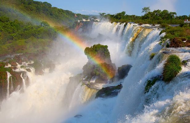 Buenos Aires to Iguazú Falls Private 3 Day Air and Land Tour