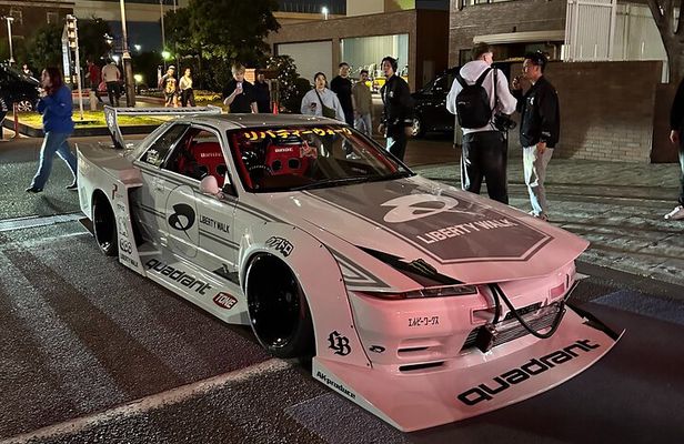 Daikoku JDM car meet experience in a GTR-R35 and city night tour