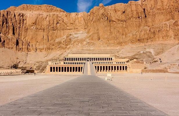 Full Day Tour to East and West Banks of Luxor