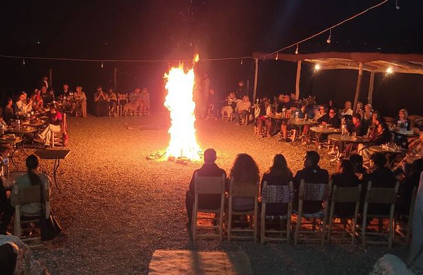 Marrakech: Agafay desert Adventure: Camel Ride, Dinner and Show 