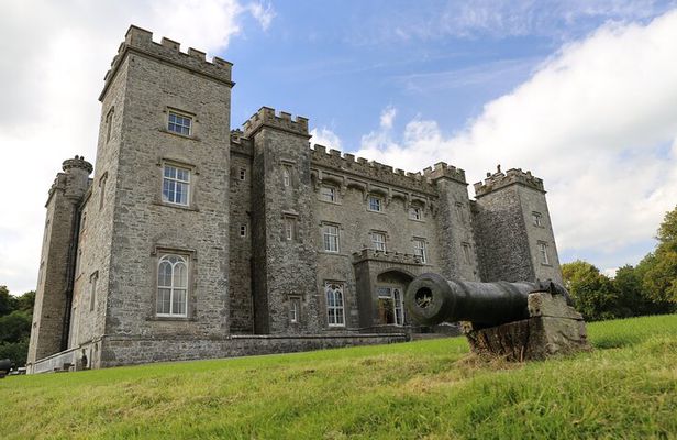 Private VIP Whiskey Tour from Dublin with Slane Castle Distillery