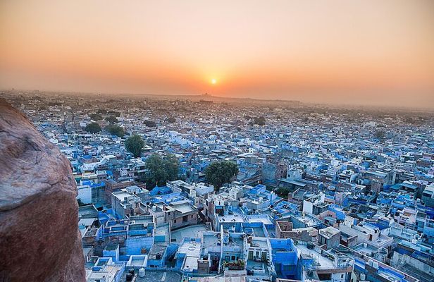 Full Day Private Tour of Jodhpur with a Guide and lunch