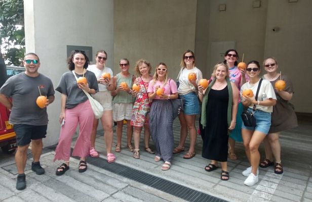 Colombo Express Food Tour with 8 + Tastings 