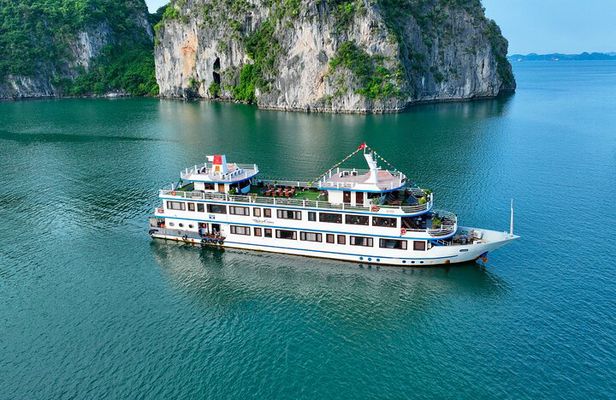 Swan Cruises: Ha Long - Bai Tu Long Bay 3D2N (Deluxe room)