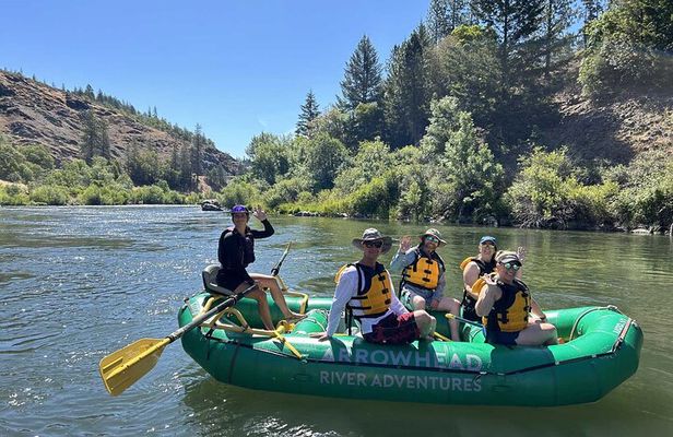Rogue River Half Day Rafting Trip and Hellgate Canyon