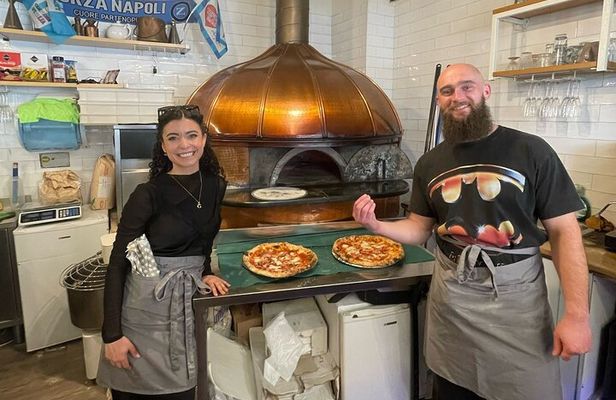 Rome: Neapolitan Pizza Cooking Class in Front of the Vatican