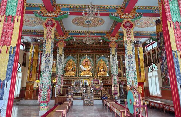 Guided Day Tour to Bir – Monasteries,Temple & Tea Garden Visit