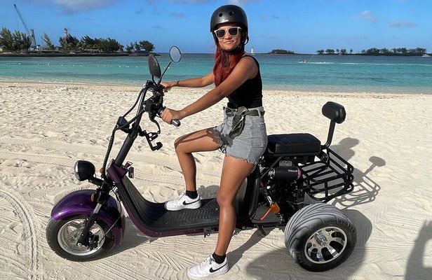 Nassau Trike Site and Beach Tour