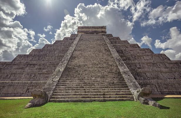 Chichen Itza Valladolid and Cenote Day Trip