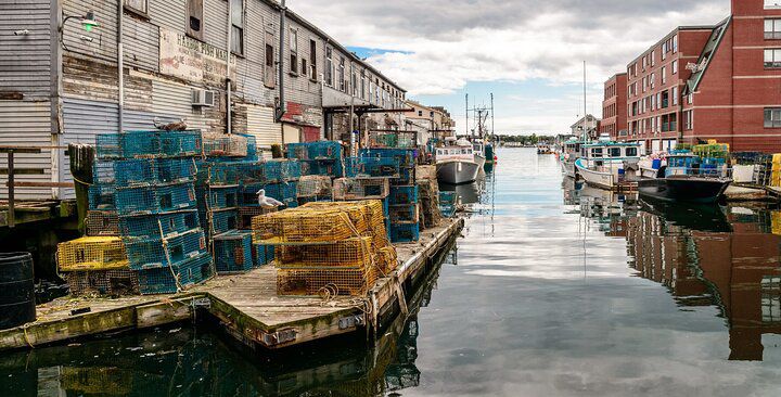 Portland’s Wharf Walk: Seafood & Stories