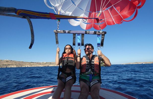 Parasailing Adventure in Comino