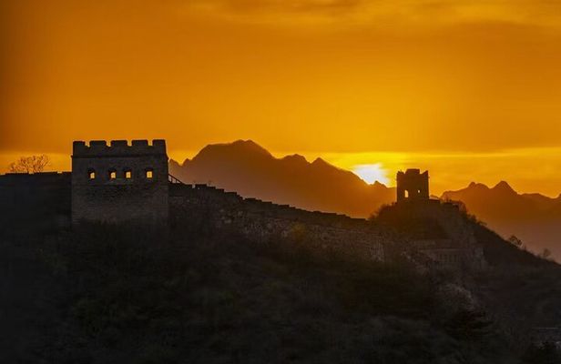 Private Transfer: Hike from Gubeikou to Jinshanling Great Wall