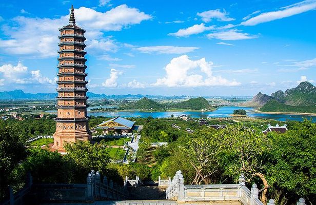 Ninh Bình 1-Day Tour: Bai Dinh, Trang An, Mua Cave & Hoa Lu