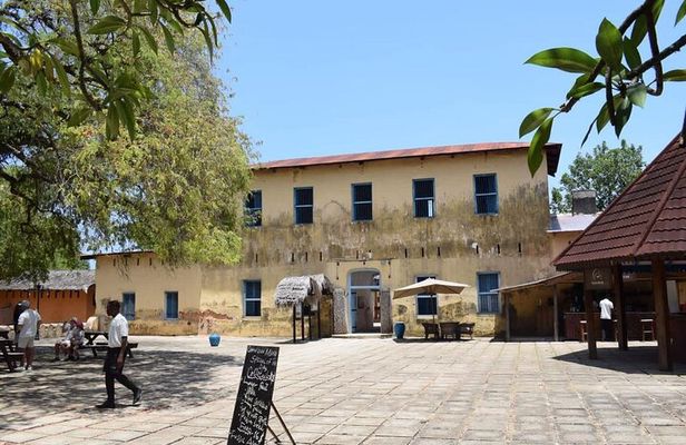 Stone Town,Spice Tour&Prison Island Private Tour 