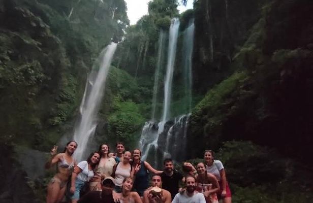 Sekumpul Waterfall Tour