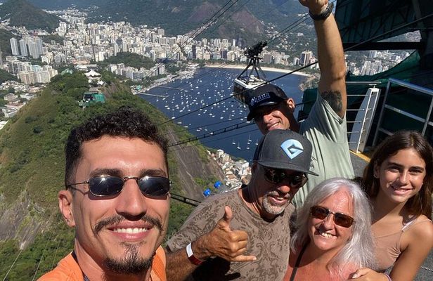 Private Rio Tour: Christ the Redeemer & Sugar Loaf Essentials