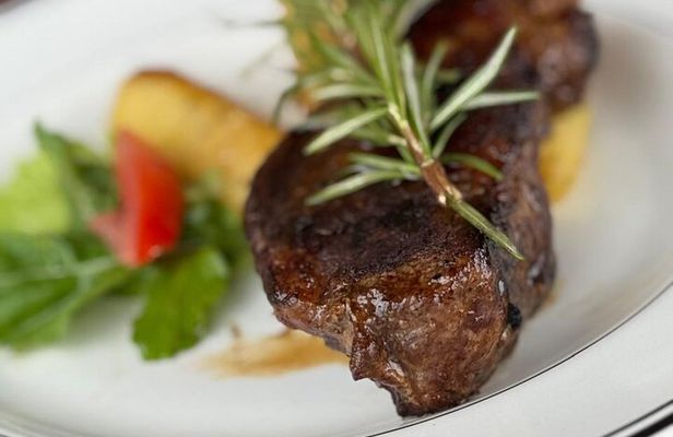 Mendoza Private Wine Tour Paired Lunch and Olive Oil Tasting