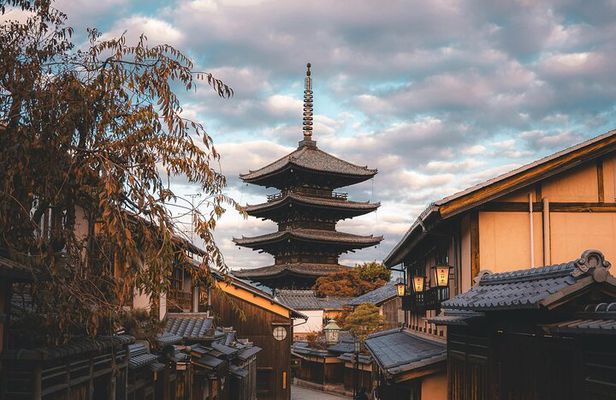 Kyoto Private Car Sightseeing Tours 10hr