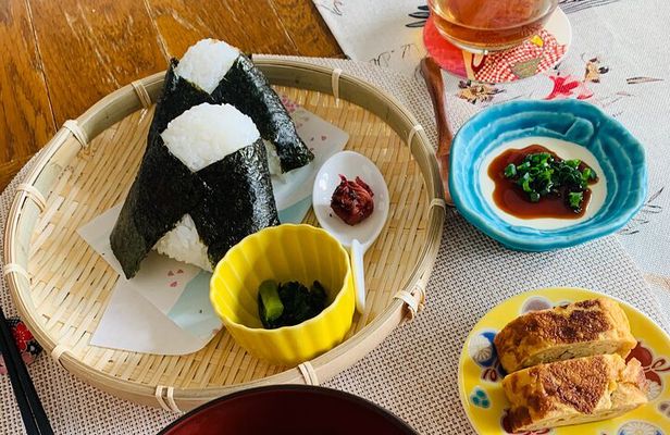 Tokyo Onigiri & Tonjiru Leaning Experience+ Grocery Store Tour