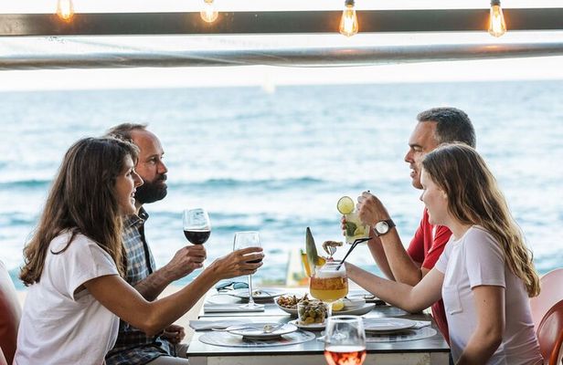 Barcelona Tapas Tour with a Local Foodie: Personalized & Private 