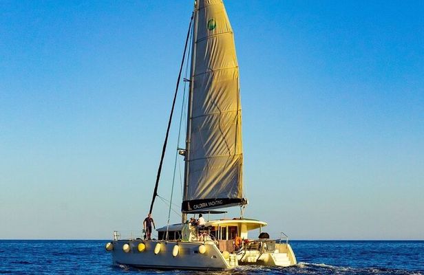 Athens Private Cruise with Meal and Open Bar