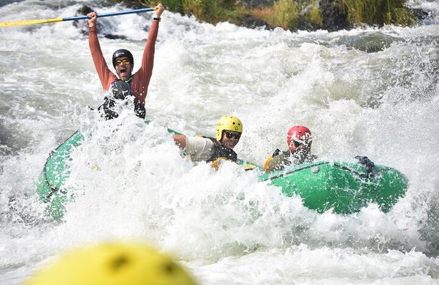 Rogue River Half Day Whitewater Trip Nugget Falls