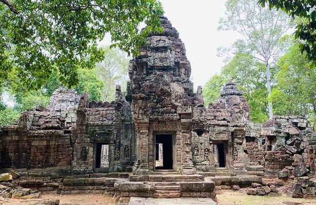 Sacred Temples of Angkor: Preah Khan, Neak Pean & Pre Rup