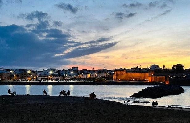 Rabat Night Tour with balade Sunset views & Moroccan Dinner 