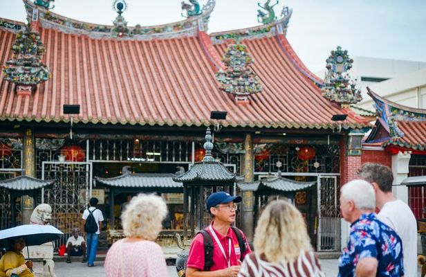 Penang Street Food, JungleBird Cocktail & Historic Landmarks Tour