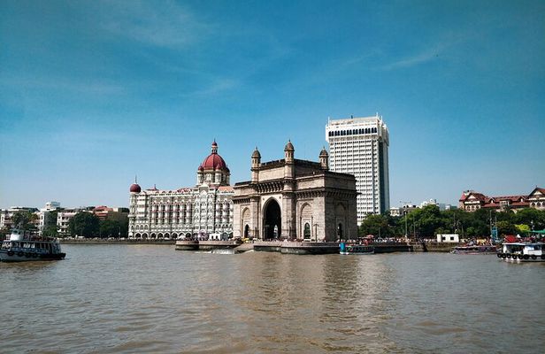 Authentic Mumbai City Tour 