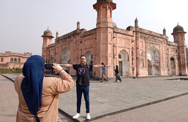 Half day Tour Dhaka with Pick up and Drop off Included 