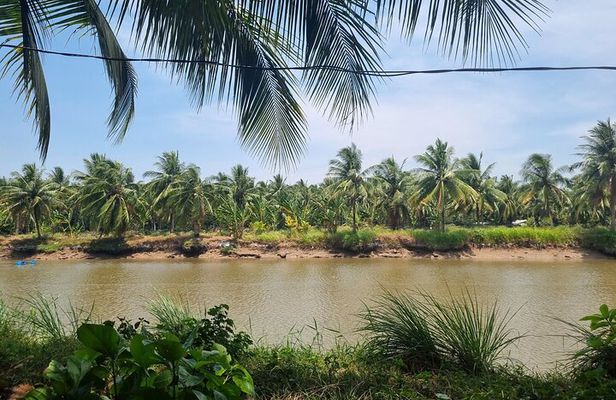 Private Tour : Adventure in Ben Tre