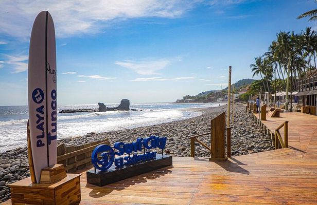 Tour in Playa el Tunco and Volcano of San Salvador