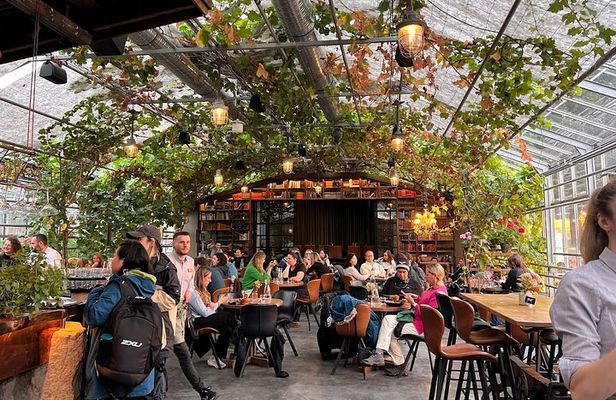 Private Golden Circle with Lunch at Tomato Farm (6 Locations)