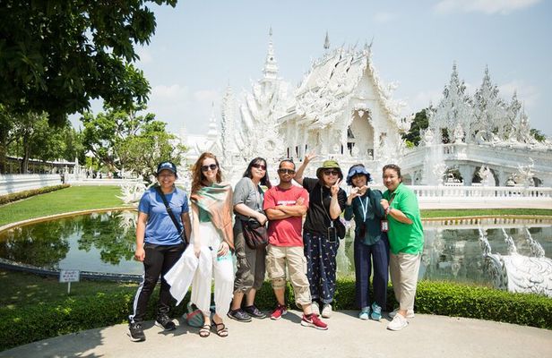 White Temple, Blue and Red Temple Tour from Chiang Rai