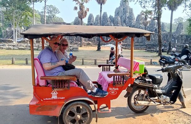 Private Angkor Wat Tour by Tuk-Tuk with English Speaking Driver