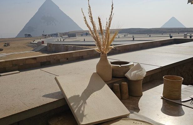 Breakfast at Khufu center restaurant +Private Giza Pyramids tour
