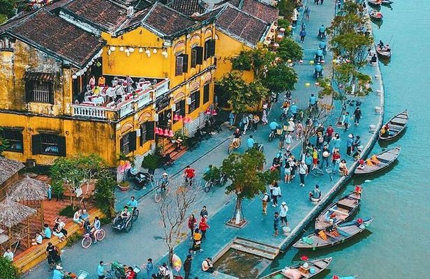 Marble Mountain and Hoi An Ancient Town Group Tour from Da Nang