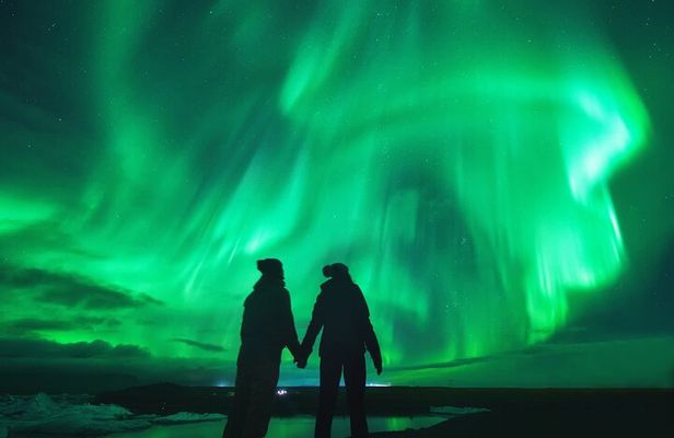 Unforgettable 5-Day Iceland Stopover Tour