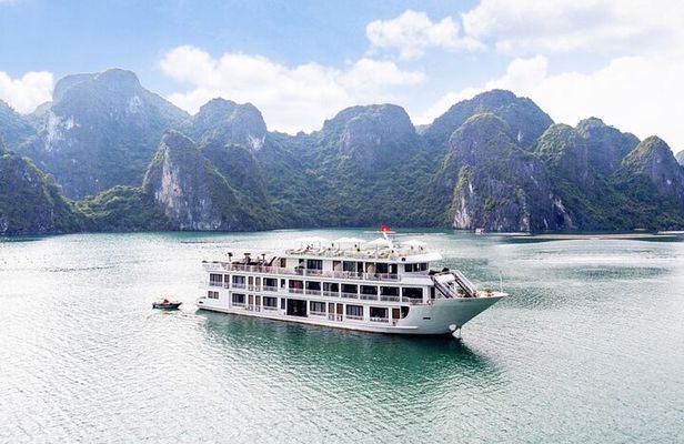 Aqua Elegance Cruise with Amazing 2 Days on Ha Long Bay