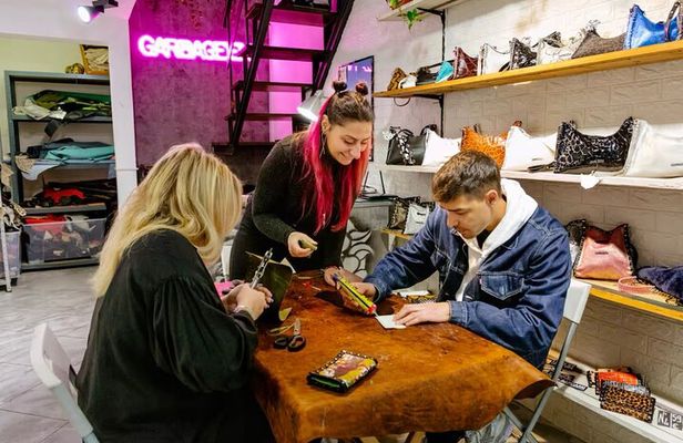 Create Your Leather Wallet in Florence