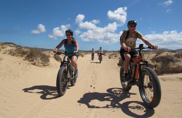 E-Biking among volcanoes
