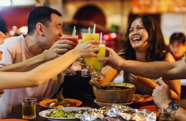 3-Hour Private Street Food Walking Tour in Kuala Lumpur