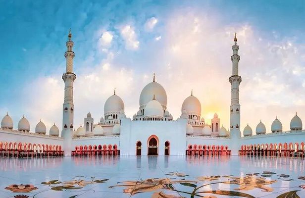 Abu Dhabi Tour Full-Day from Dubai with Grand Mosque